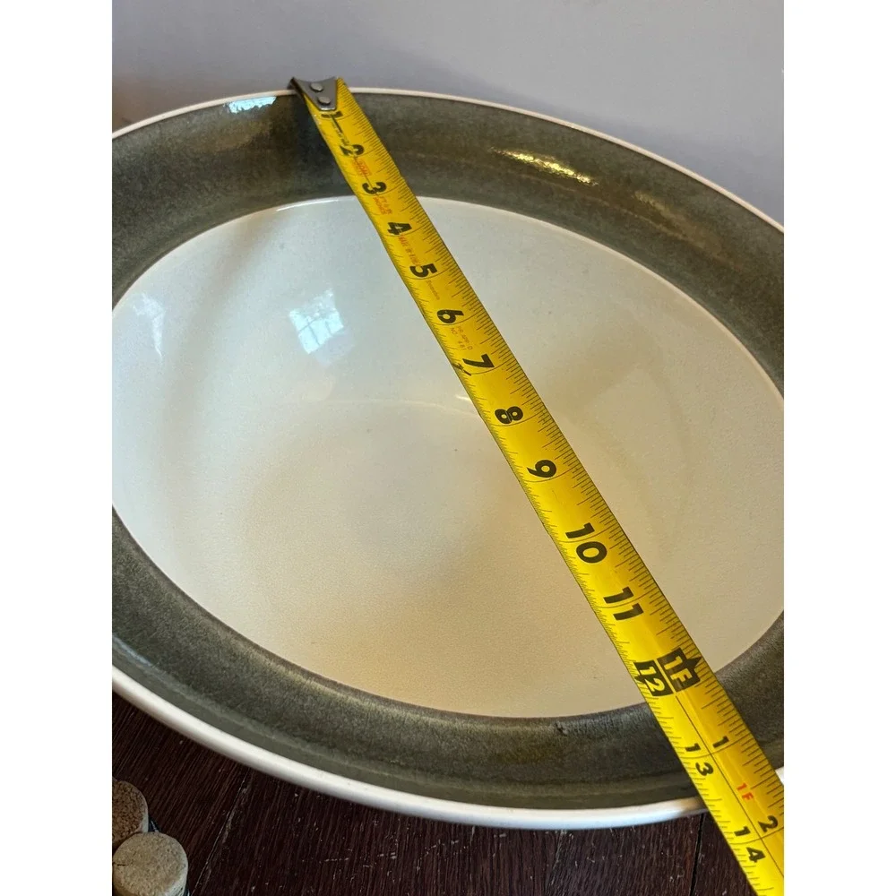 Pier 1 Import Cordelia Stoneware Serving Bowl Cream Speckled Olive Green Rim 13